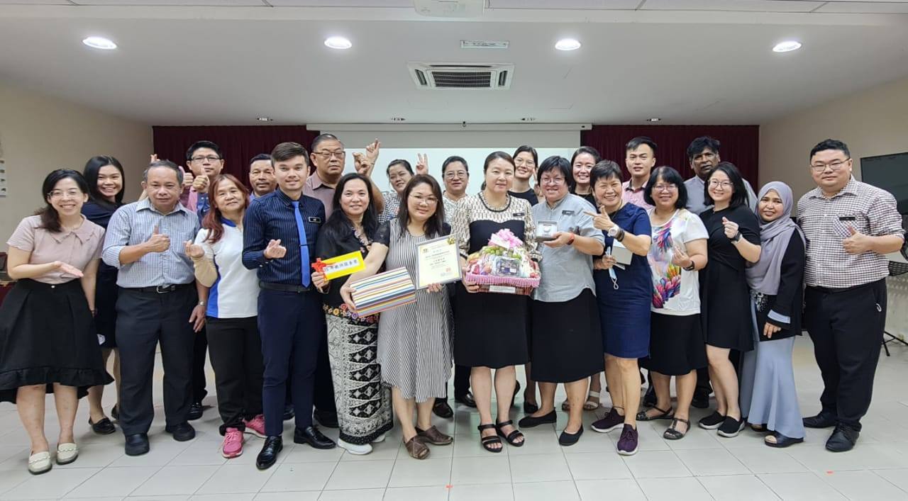 2023年迎新送旧教师仪式